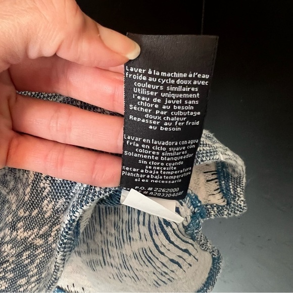 Hang Ten Hoodie Pullover Sweatshirt
Purple Heather Size: L Blue and White - Picture 9 of 14